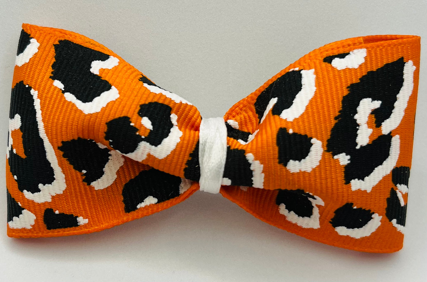 Orange Leopard Mama Kat single bow