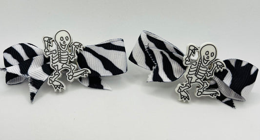 Zebra Skeleton Mama Kat bow set